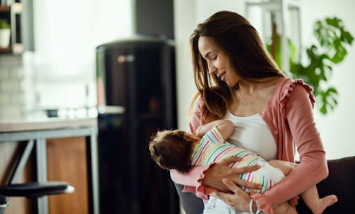 7 Fascinating Breastfeeding Tips Every Mom Needs to Know